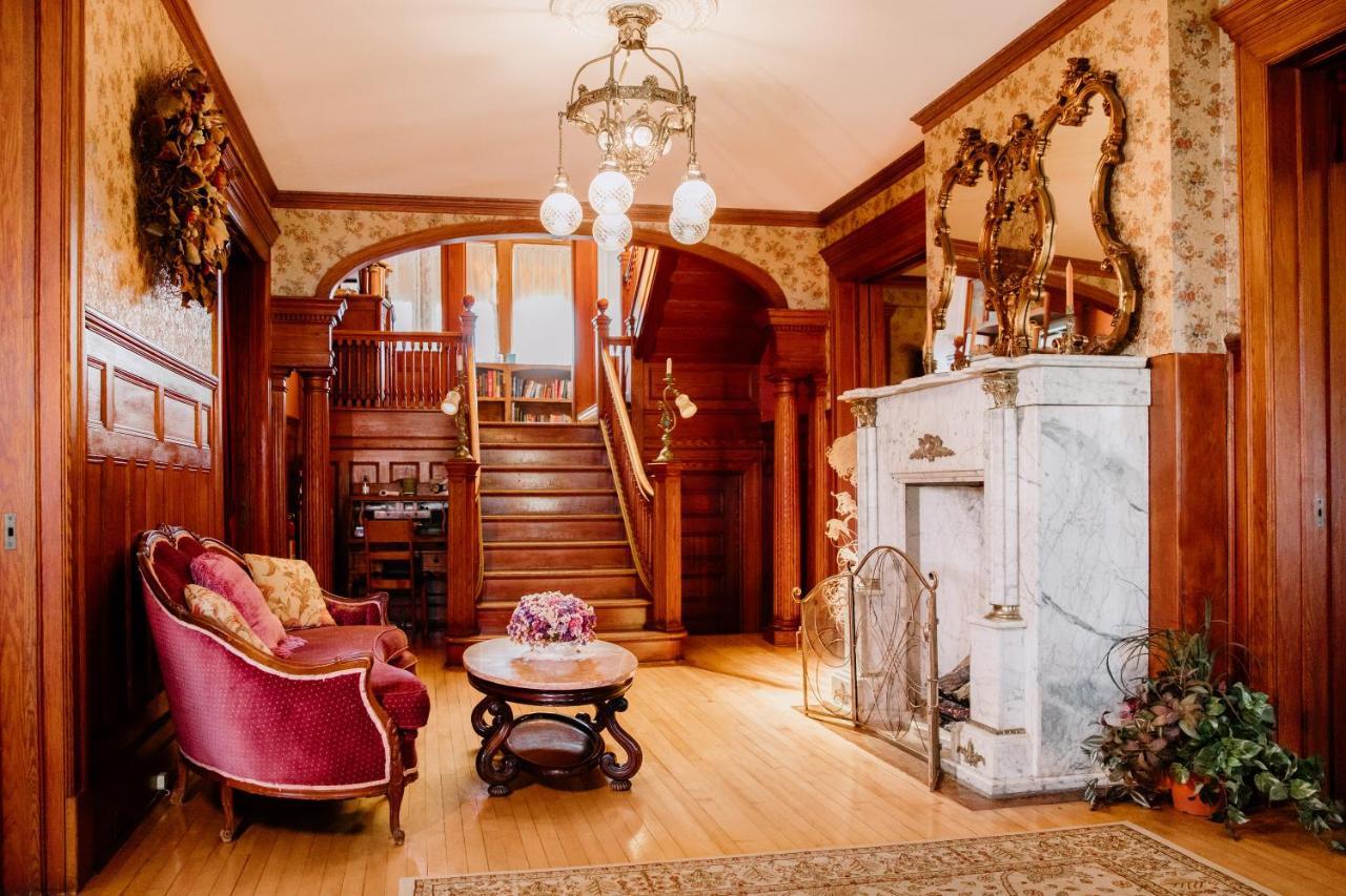 1897 Beekman House Bed And Breakfast Dundee ภายนอก รูปภาพ